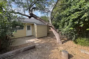 128 Coers Cir, San Marcos, TX 78666 - Photo 15
