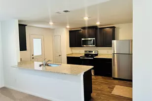 109 Fairfax Ln, Jarrell, TX 76537 - Photo 1