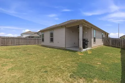 223 Pitkin Drive, Lockhart, TX 78644 - Photo 27