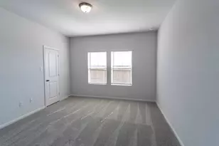 13605 Endless Narrow Ln, Elgin, TX 78621 - Photo 3