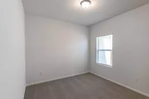 13605 Endless Narrow Ln, Elgin, TX 78621 - Photo 13