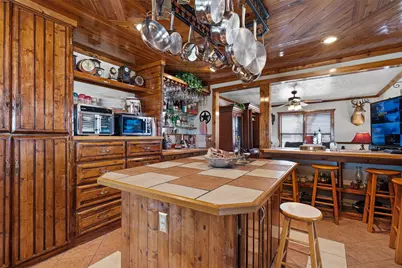 5300 County Road 424, Taylor, TX 76574 - Photo 13