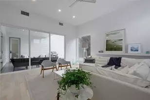 3021 Fontana Dr, Austin, TX 78704 - Photo 3