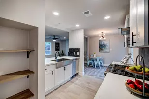 5001 Cottonwood Cir, Austin, TX 78723 - Photo 15