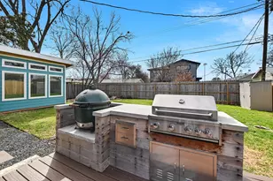 3013 W Terrace Dr, Austin, TX 78757 - Photo 21