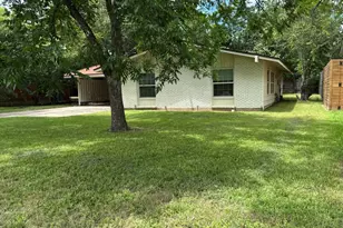 1206 Dwyce Dr, Austin, TX 78757 - Photo 1