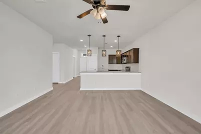 121 Walk Way, Jarrell, TX 76537 - Photo 13