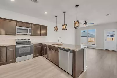 121 Walk Way, Jarrell, TX 76537 - Photo 19