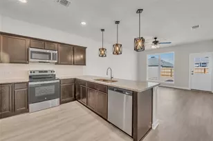 121 Walk Wy, Jarrell, TX 76537 - Photo 19