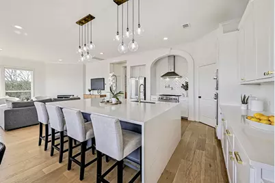 5000 Valburn Court, Austin, TX 78731 - Photo 9