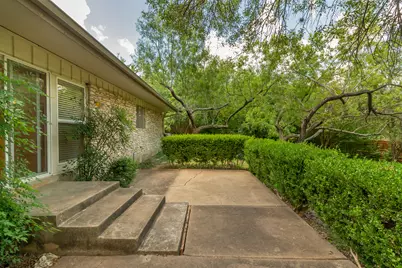 2604 Rock Terrace Drive, Austin, TX 78704 - Photo 23