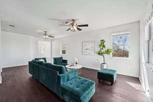 288 Triumph Rd, Buda, TX 78610 - Photo 5