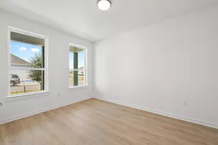 6413 McMurtry St, Austin, TX 78747 - Photo 15