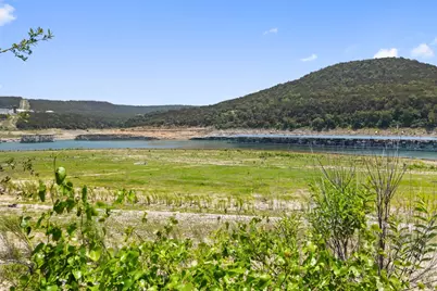 17124 Northlake Hills Drive, Jonestown, TX 78645 - Photo 9