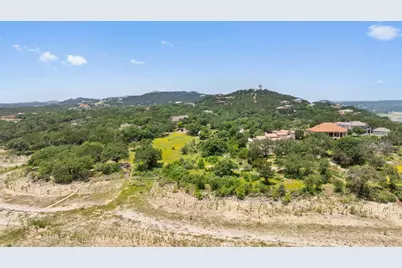 17124 Northlake Hills Drive, Jonestown, TX 78645 - Photo 13