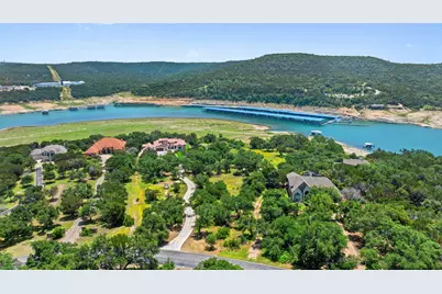 17124 Northlake Hills Drive, Jonestown, TX 78645 - Photo 11