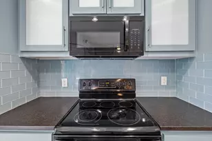 4711 Spicewood Springs Rd, Austin, TX 78759 - Photo 15