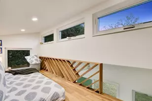 201 Bulian Ln, Austin, TX 78746 - Photo 27