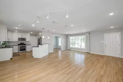 6002 Cary Drive, Austin, TX 78757 - Photo 3