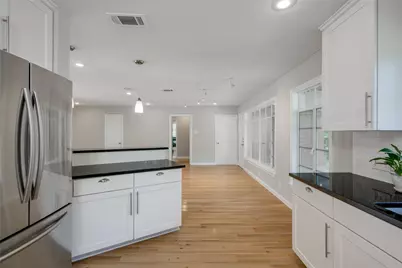 6002 Cary Drive, Austin, TX 78757 - Photo 7