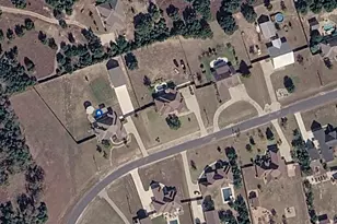 213 Dawn Dr, Liberty Hill, TX 78642 - Photo 5