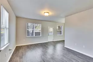 3201 Jack Cook Dr, Austin, TX 78723 - Photo 3