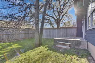 3201 Jack Cook Dr, Austin, TX 78723 - Photo 21