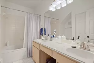 2100 Pipers Field Dr, Austin, TX 78758 - Photo 11