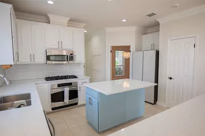 10108 Spicewood Mesa, Austin, TX 78759 - Photo 3