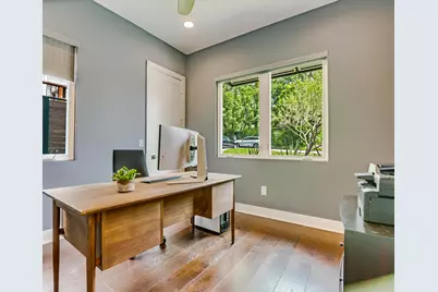 2109 W 12th Street, Austin, TX 78703 - Photo 13