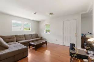 7105 Bethune Ave, Austin, TX 78752 - Photo 3