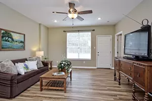 600 Grand Prairie Cir, Dripping Springs, TX 78620 - Photo 5