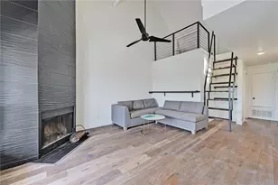 1610 Waterston Ave, Austin, TX 78703 - Photo 3