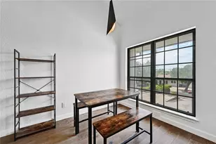 1610 Waterston Ave, Austin, TX 78703 - Photo 7