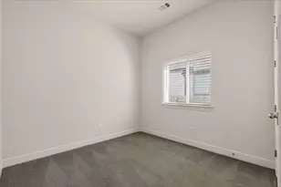 908 Knowles Dr, Hutto, TX 78634 - Photo 21