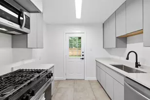 4908 Hawk Cove, Austin, TX 78745 - Photo 25