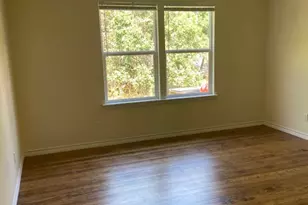 823 Monterrey St, Lockhart, TX 78644 - Photo 13