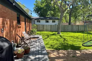 1809 Forestglade Dr, Austin, TX 78745 - Photo 23