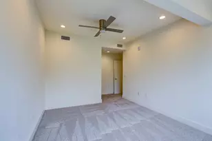 604 N Bluff Dr, Austin, TX 78745 - Photo 31