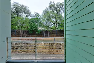 604 N Bluff Dr, Austin, TX 78745 - Photo 19