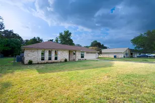 13004 Running Deer Trail, Manchaca, TX 78652 - Photo 9