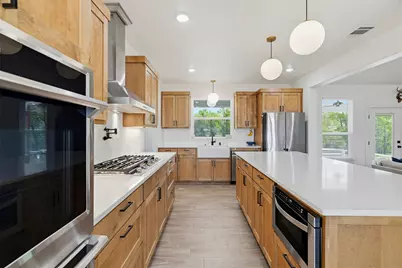 1680 County Road 302, Rockdale, TX 76567 - Photo 7