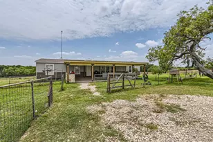 480 Grandpa Rd, Lockhart, TX 78644 - Photo 3