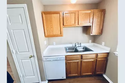 8814 Schick Road #B, Austin, TX 78729 - Photo 11