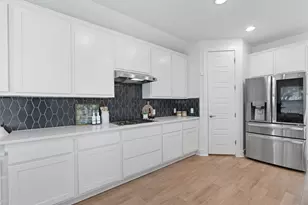 109 Wake Ln, Georgetown, TX 78633 - Photo 13