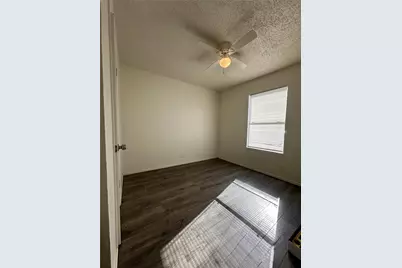 6906 Deep Circle #B, Austin, TX 78744 - Photo 19