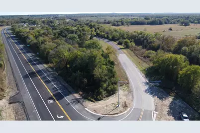 6077 US Hwy 77 N, Rockdale, TX 76567 - Photo 5