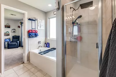 444 Major Lee Lane #14H, Jarrell, TX 76537 - Photo 15