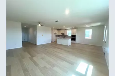 492 Young Street, Buda, TX 78610 - Photo 5