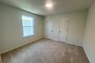 492 Young St, Buda, TX 78610 - Photo 11